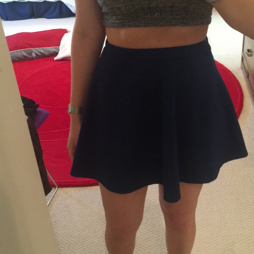 Blue houndstooth skater skirt